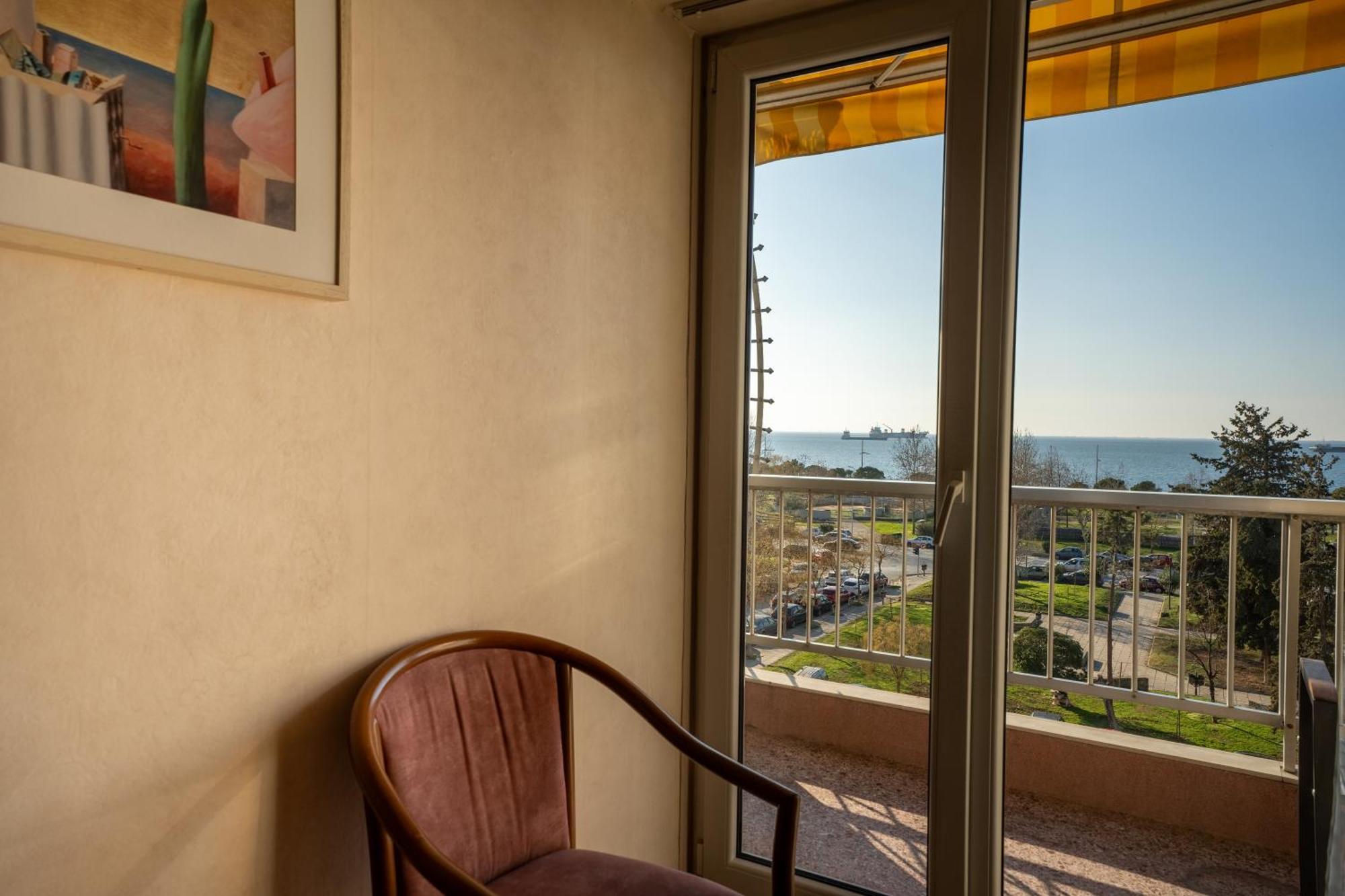 Queen Olga Hotel Thessaloniki Exterior photo