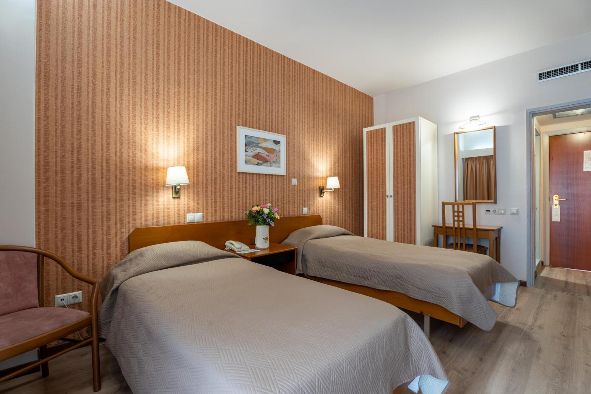 Queen Olga Hotel Thessaloniki Exterior photo